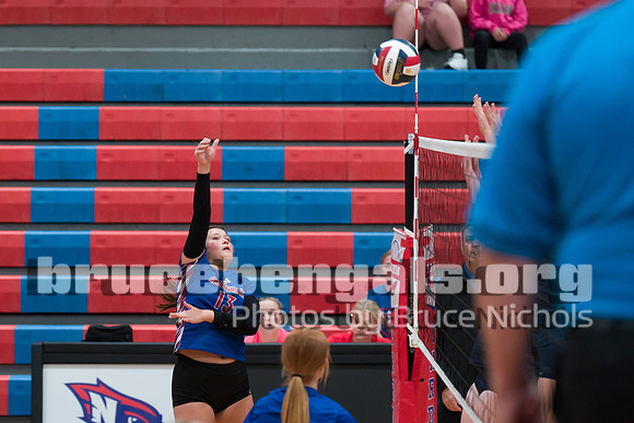 240903 tnhs fr jv-259